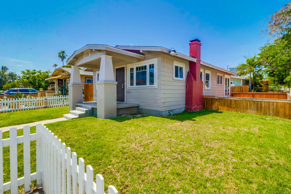 Virtual tour photo 8 of 42 for 3996 Mississippi St