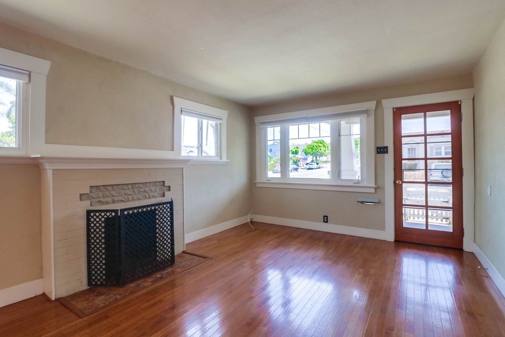 Virtual tour photo 15 of 42 for 3996 Mississippi St