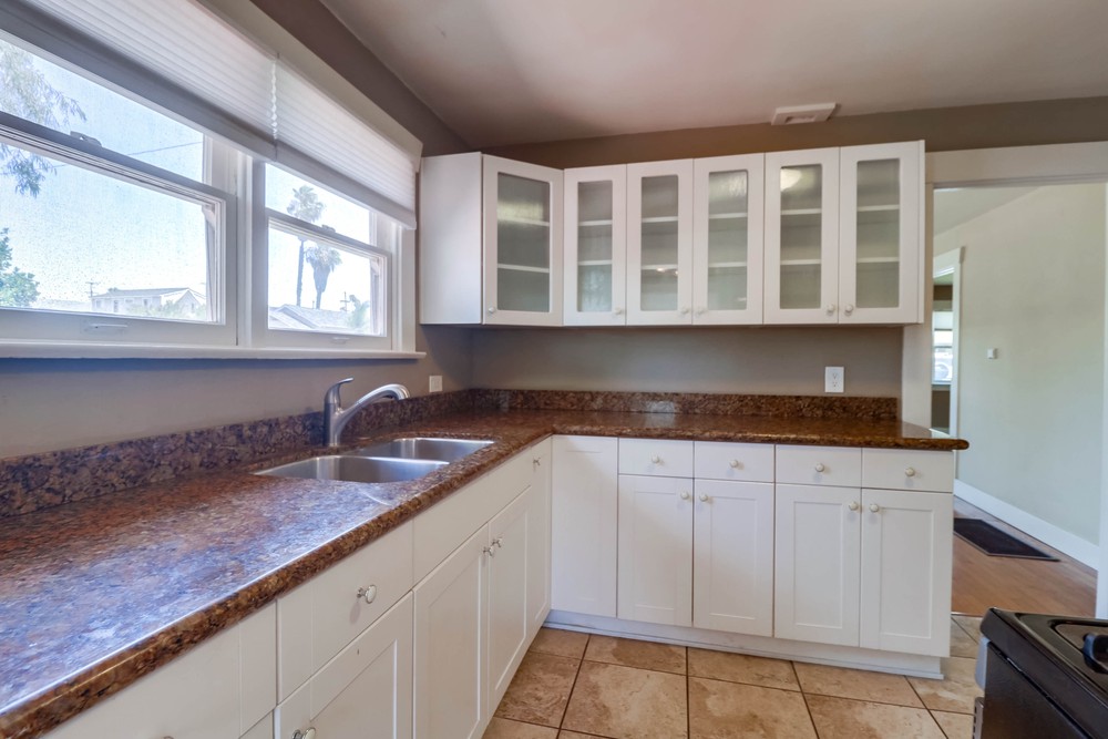 Virtual tour photo 20 of 42 for 3996 Mississippi St
