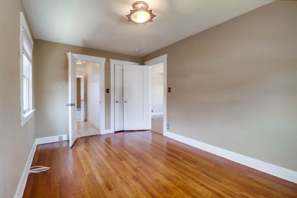 Virtual tour photo 28 of 42 for 3996 Mississippi St