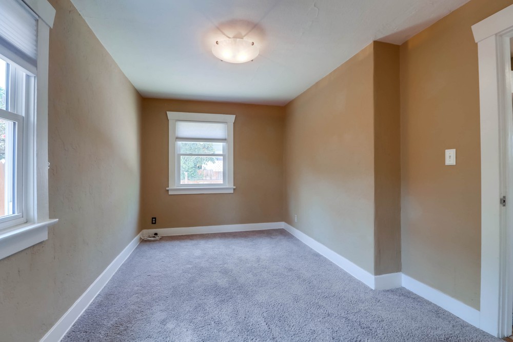 Virtual tour photo 32 of 42 for 3996 Mississippi St