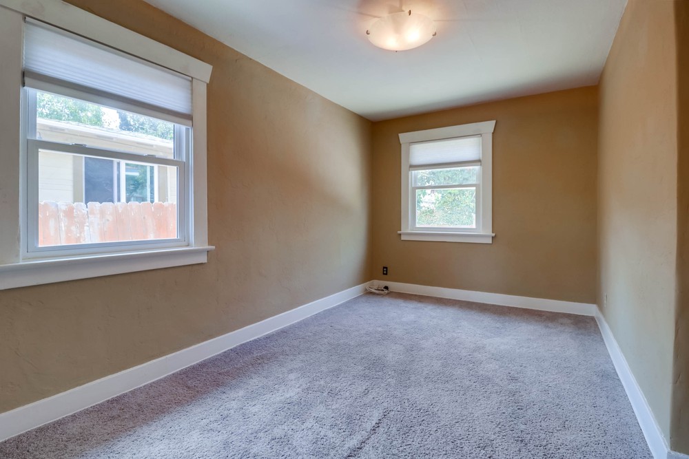 Virtual tour photo 33 of 42 for 3996 Mississippi St