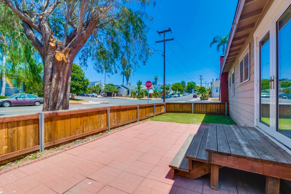 Virtual tour photo 40 of 42 for 3996 Mississippi St