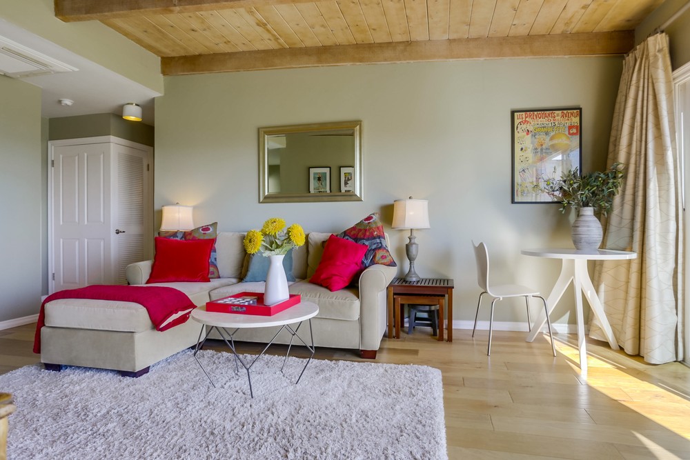 Virtual tour photo 6 of 49 for 3997 Crown Point Dr