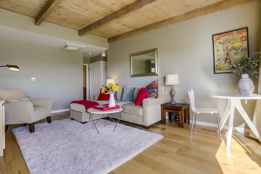 Virtual tour photo 7 of 49 for 3997 Crown Point Dr