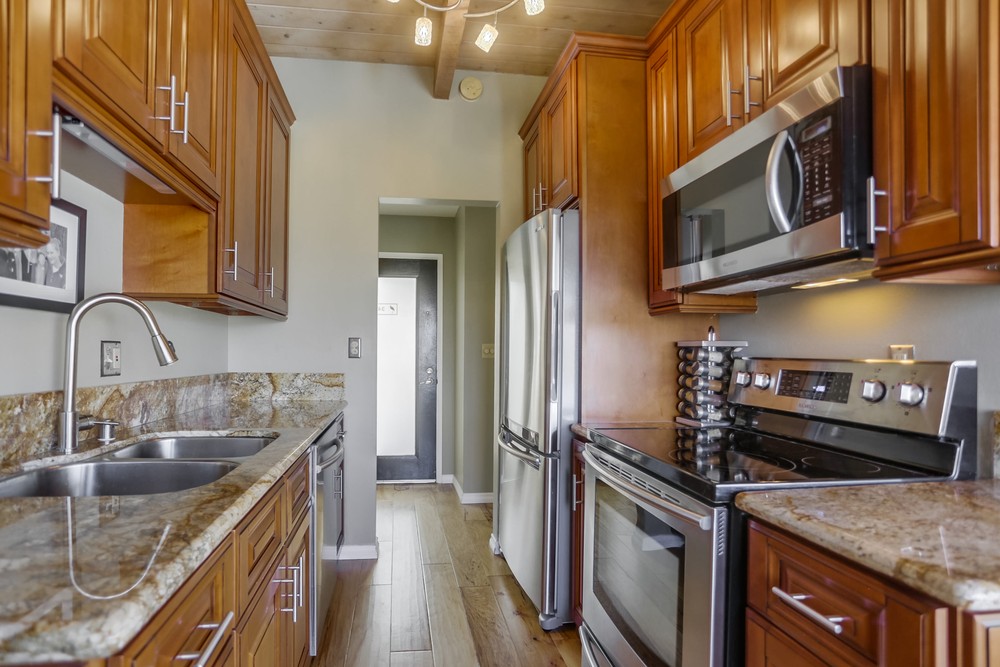 Virtual tour photo 12 of 49 for 3997 Crown Point Dr