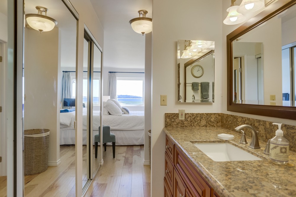 Virtual tour photo 33 of 49 for 3997 Crown Point Dr