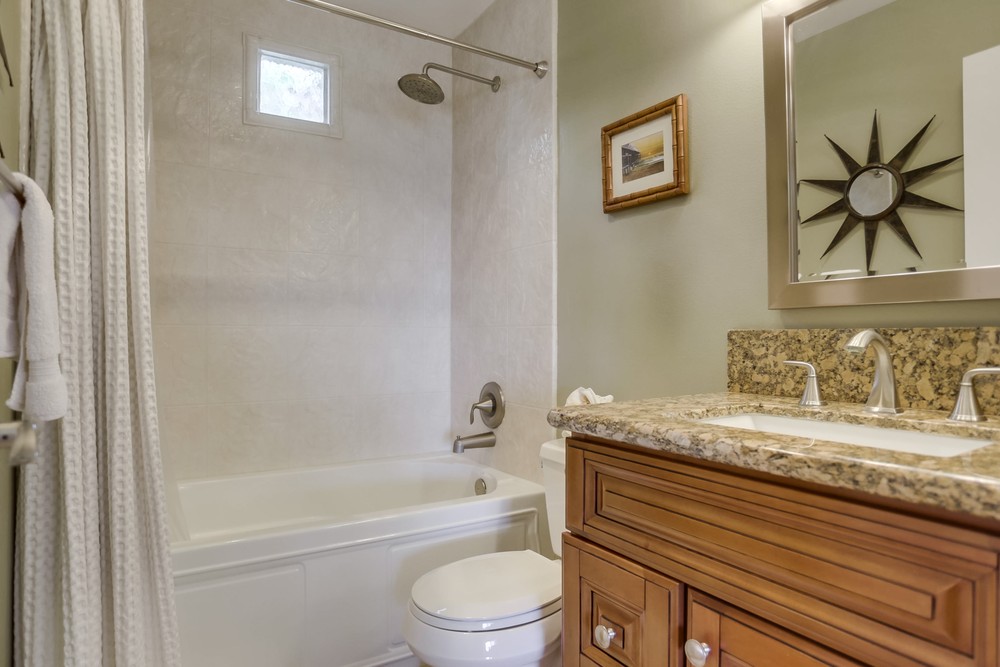 Virtual tour photo 37 of 49 for 3997 Crown Point Dr