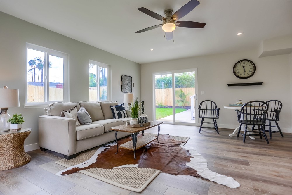Virtual tour photo 11 of 70 for 3999 Biddle St