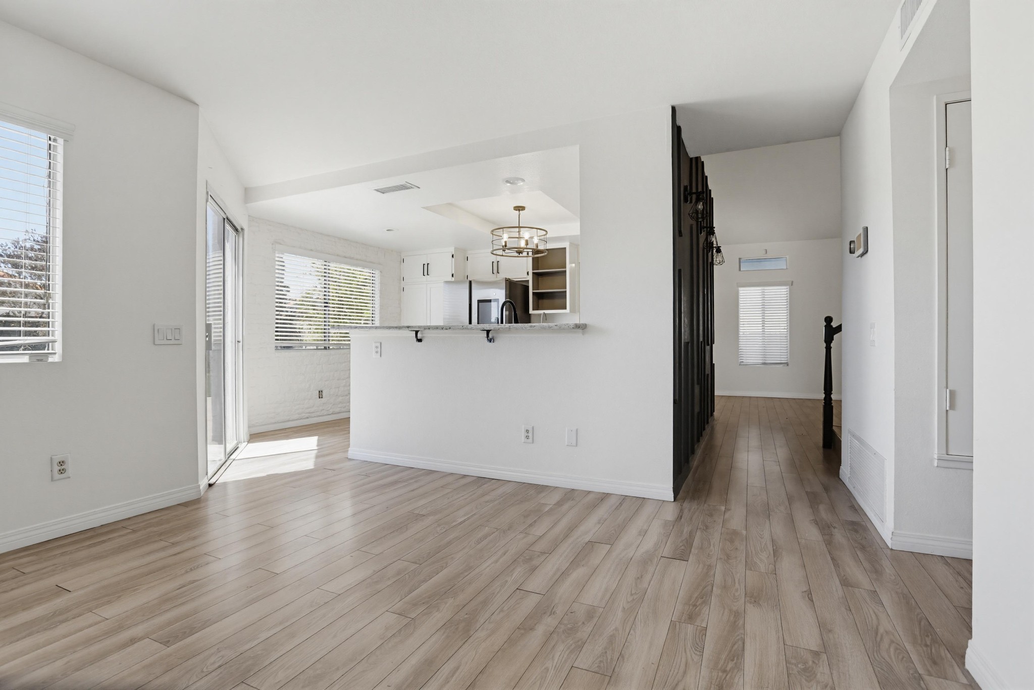 Virtual tour photo 12 of 38 for 39991 Falcon Way