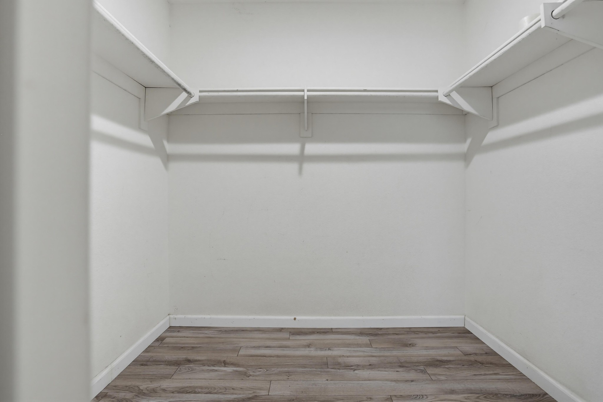 Virtual tour photo 25 of 38 for 39991 Falcon Way