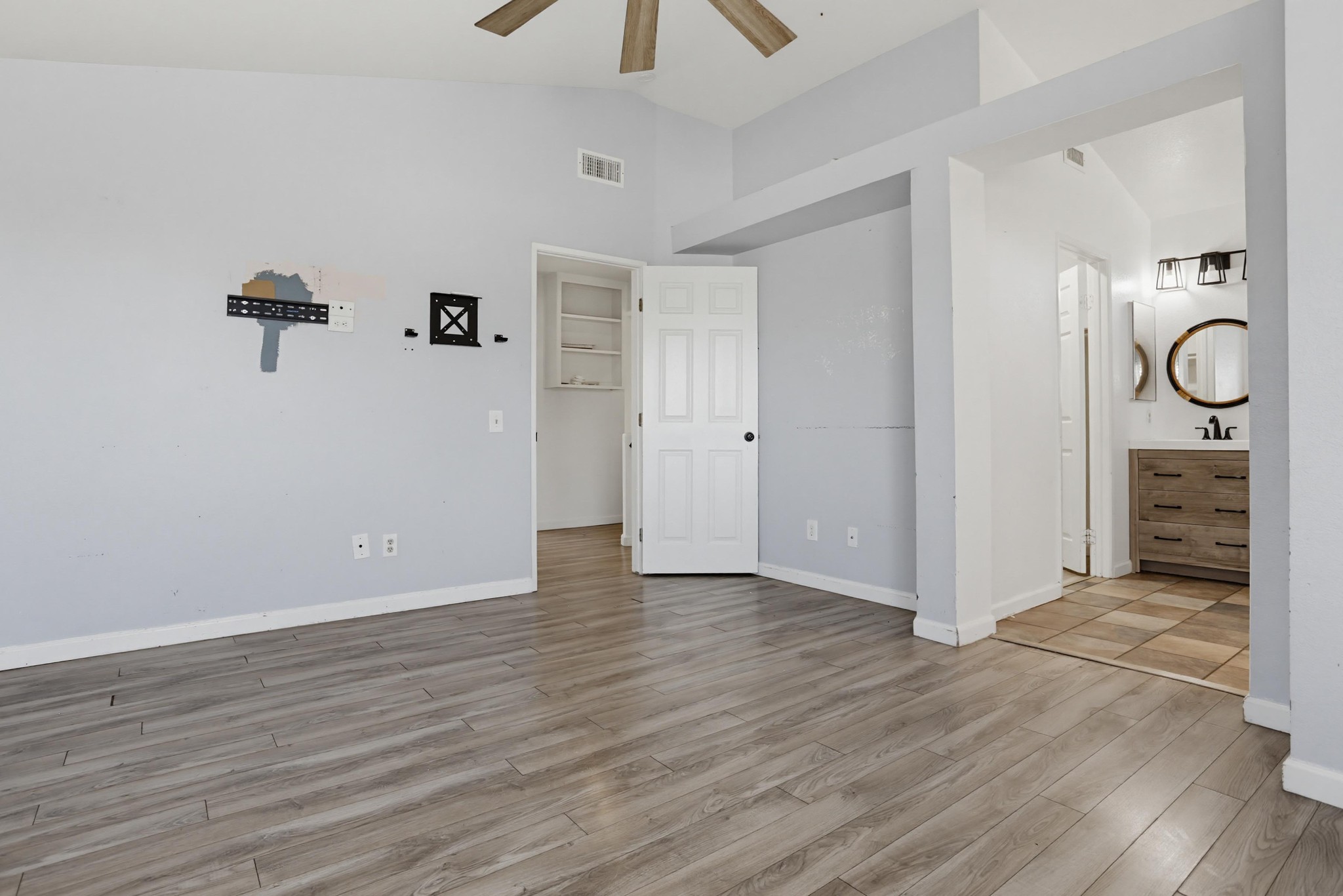 Virtual tour photo 31 of 38 for 39991 Falcon Way