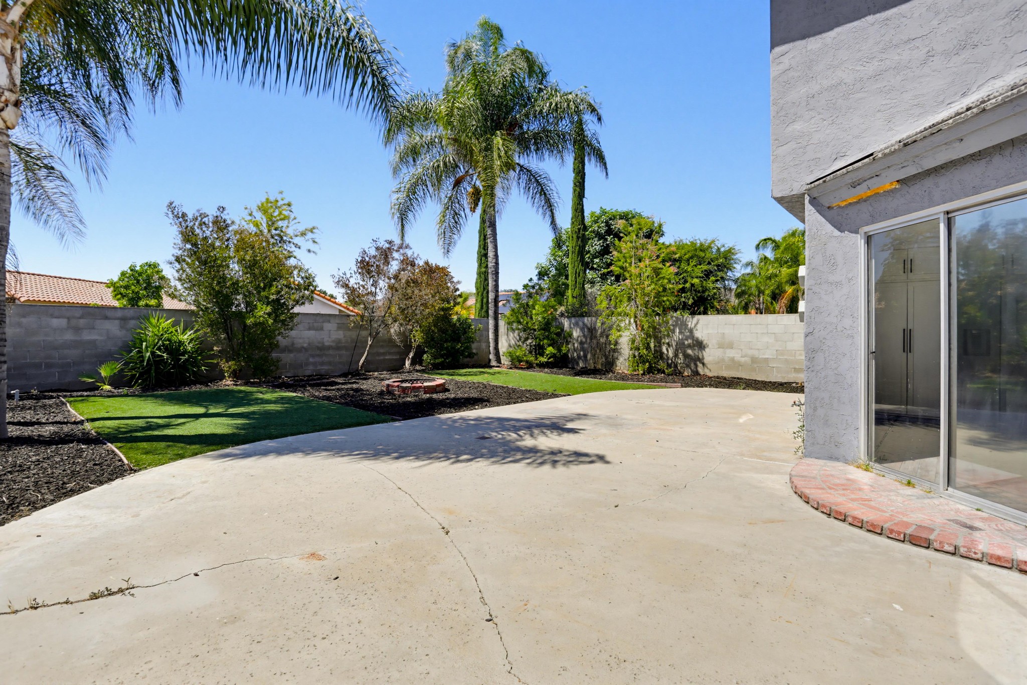 Virtual tour photo 35 of 38 for 39991 Falcon Way