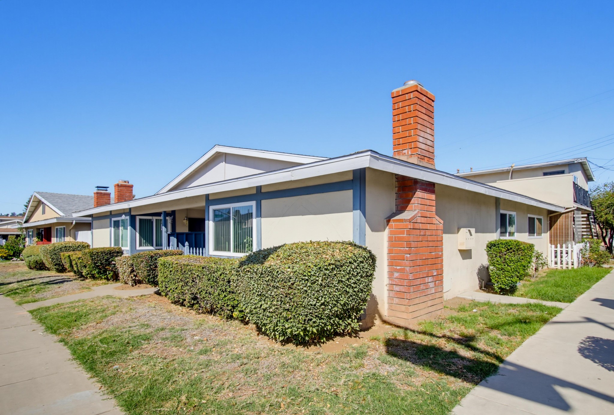 Virtual tour photo 4 of 109 for 400 W Madison Ave