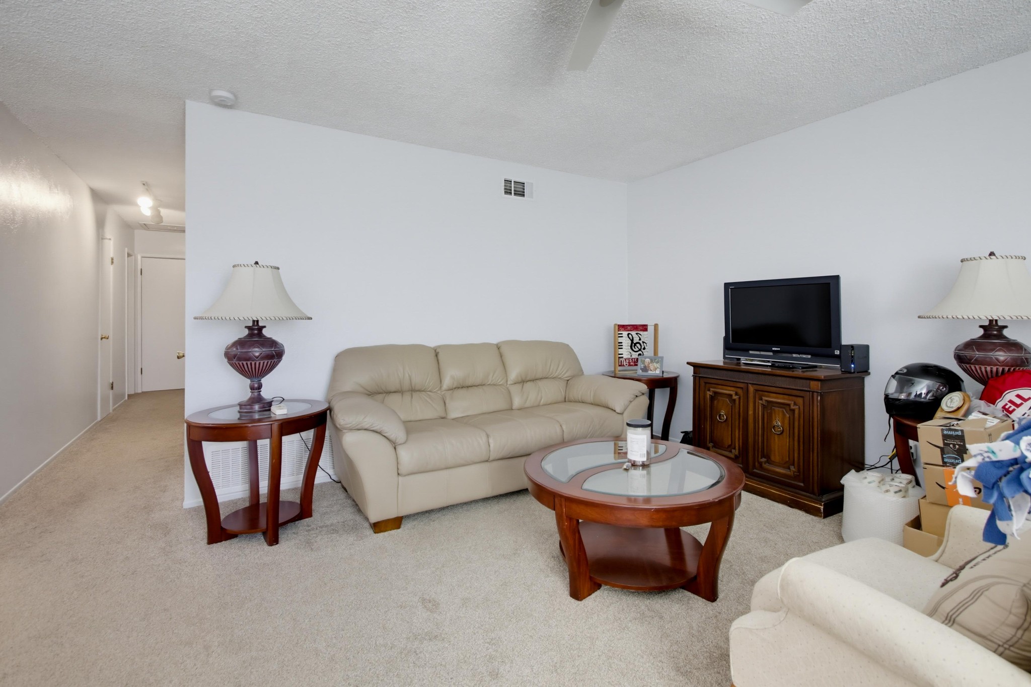 Virtual tour photo 10 of 109 for 400 W Madison Ave