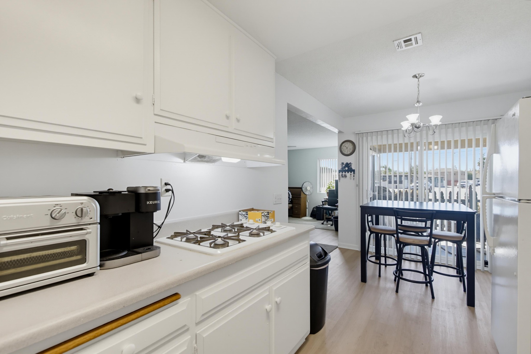 Virtual tour photo 16 of 109 for 400 W Madison Ave