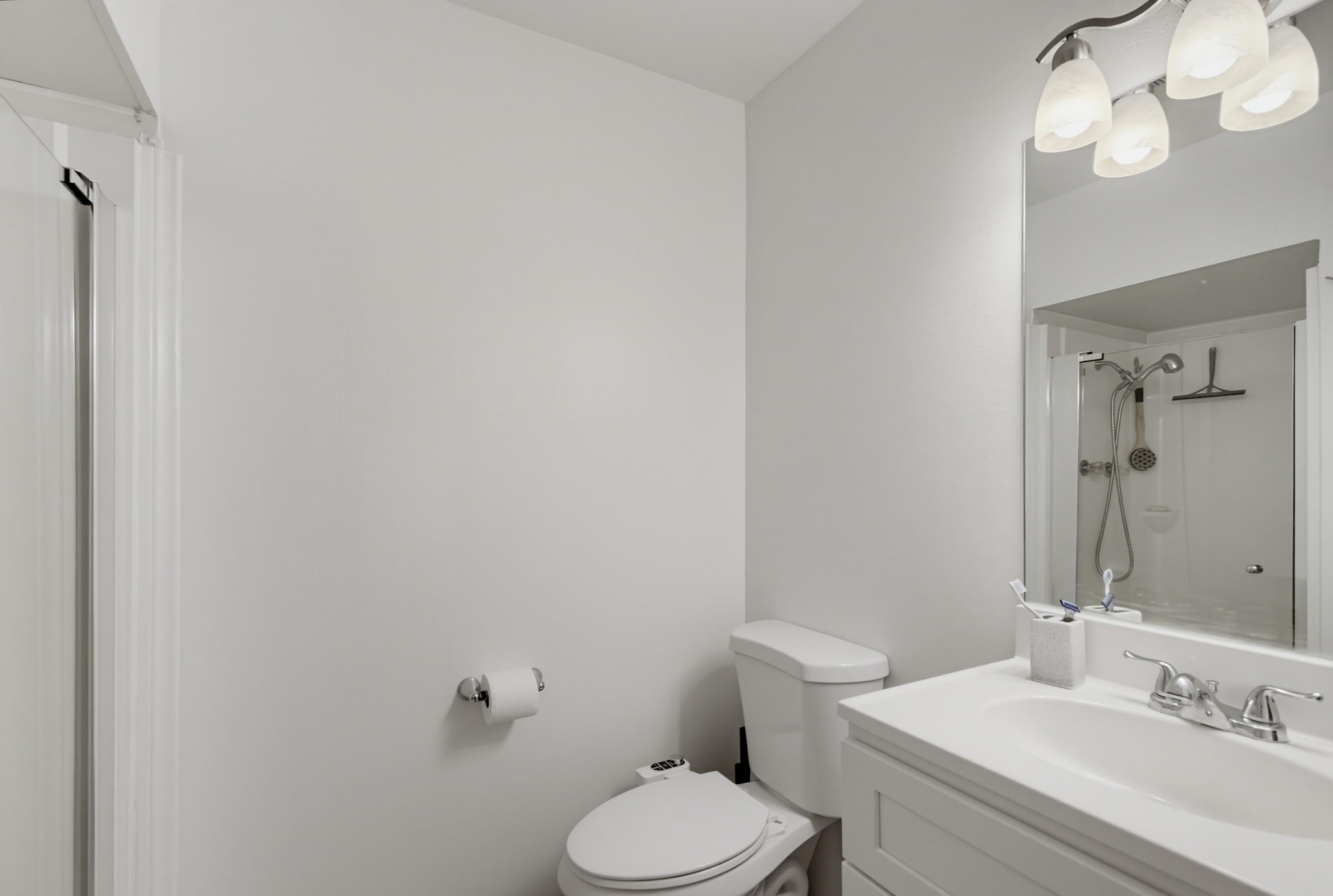 Virtual tour photo 22 of 109 for 400 W Madison Ave