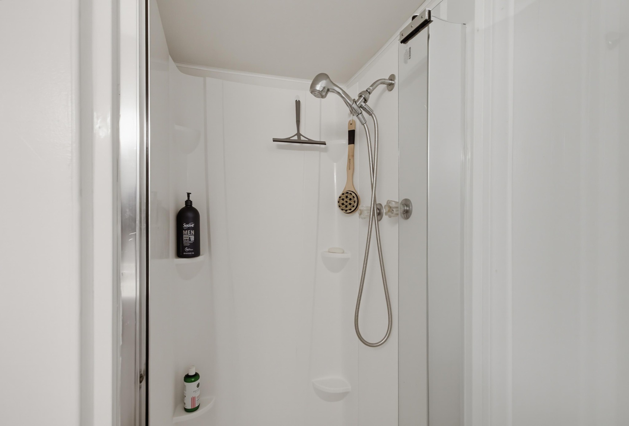 Virtual tour photo 23 of 109 for 400 W Madison Ave