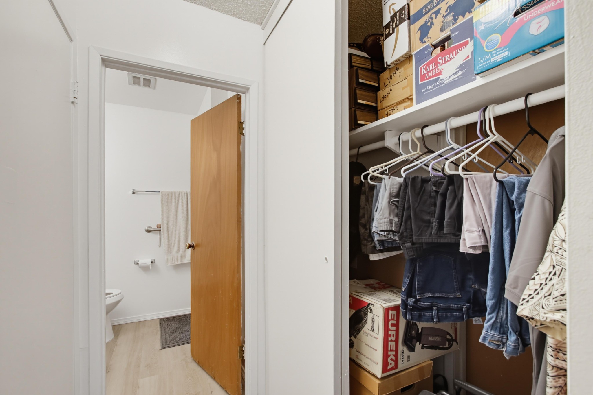 Virtual tour photo 41 of 109 for 400 W Madison Ave