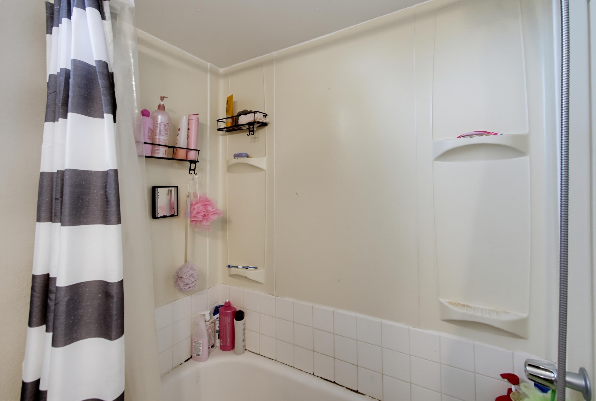 Virtual tour photo 71 of 109 for 400 W Madison Ave
