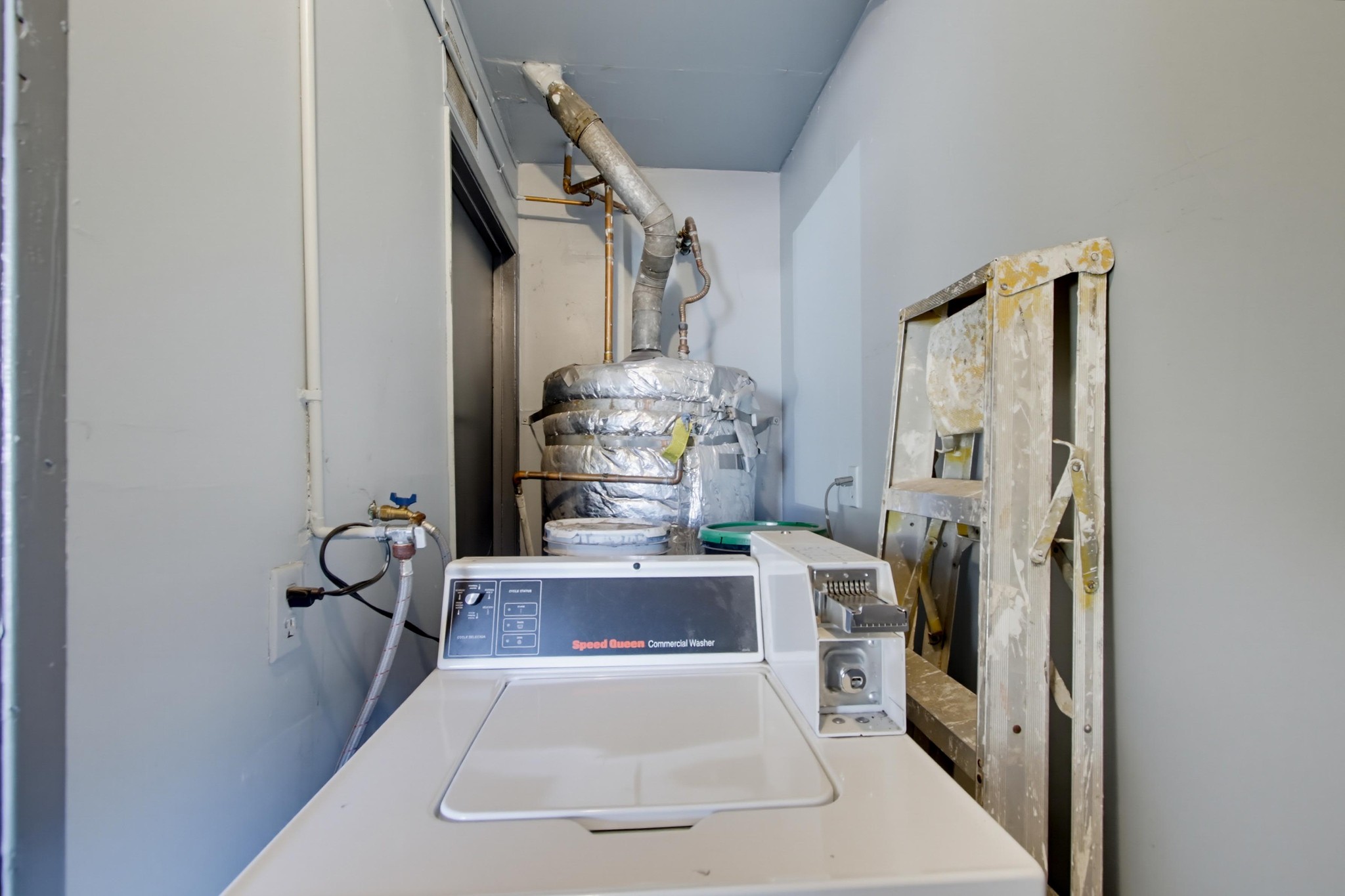 Virtual tour photo 80 of 109 for 400 W Madison Ave