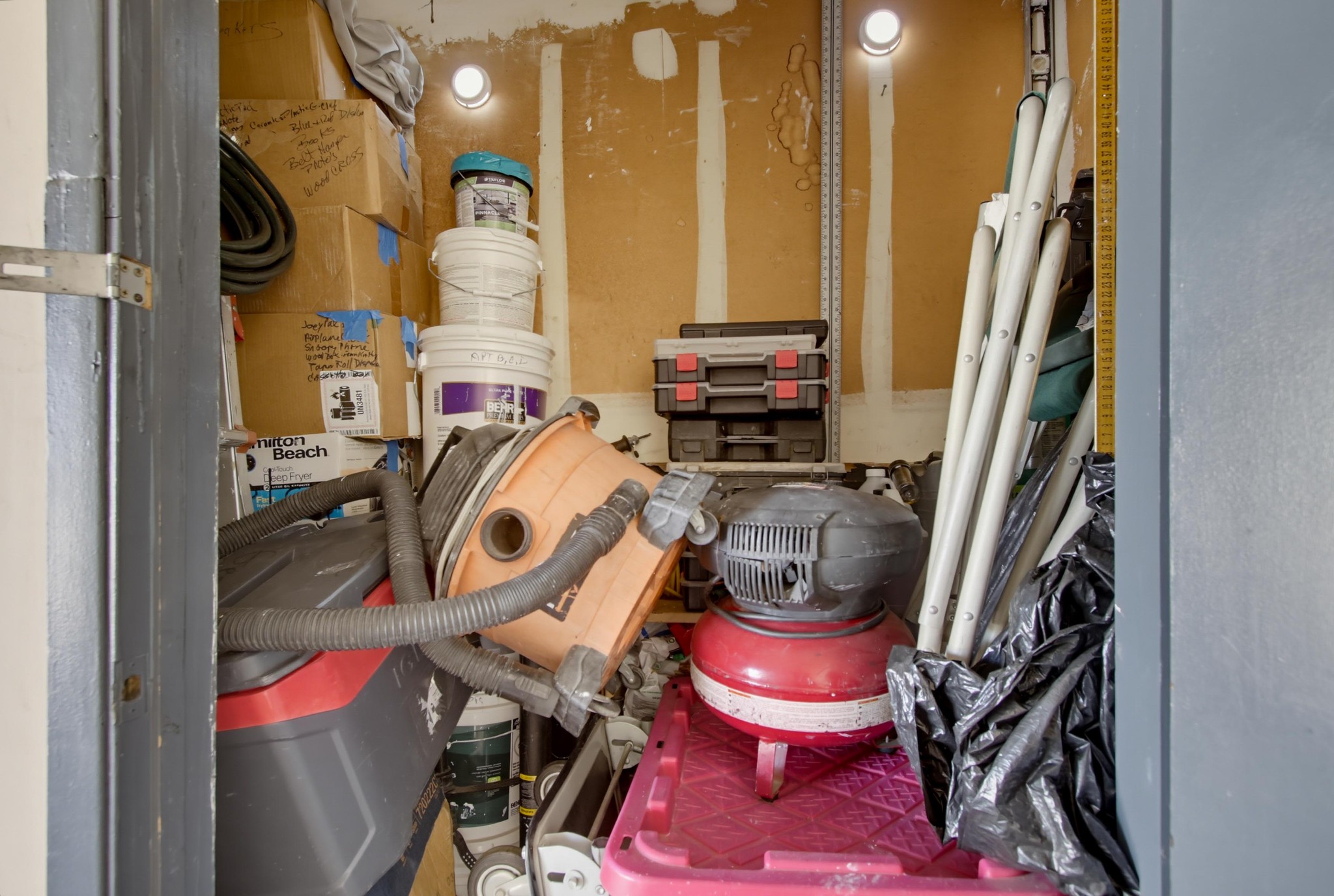 Virtual tour photo 81 of 109 for 400 W Madison Ave