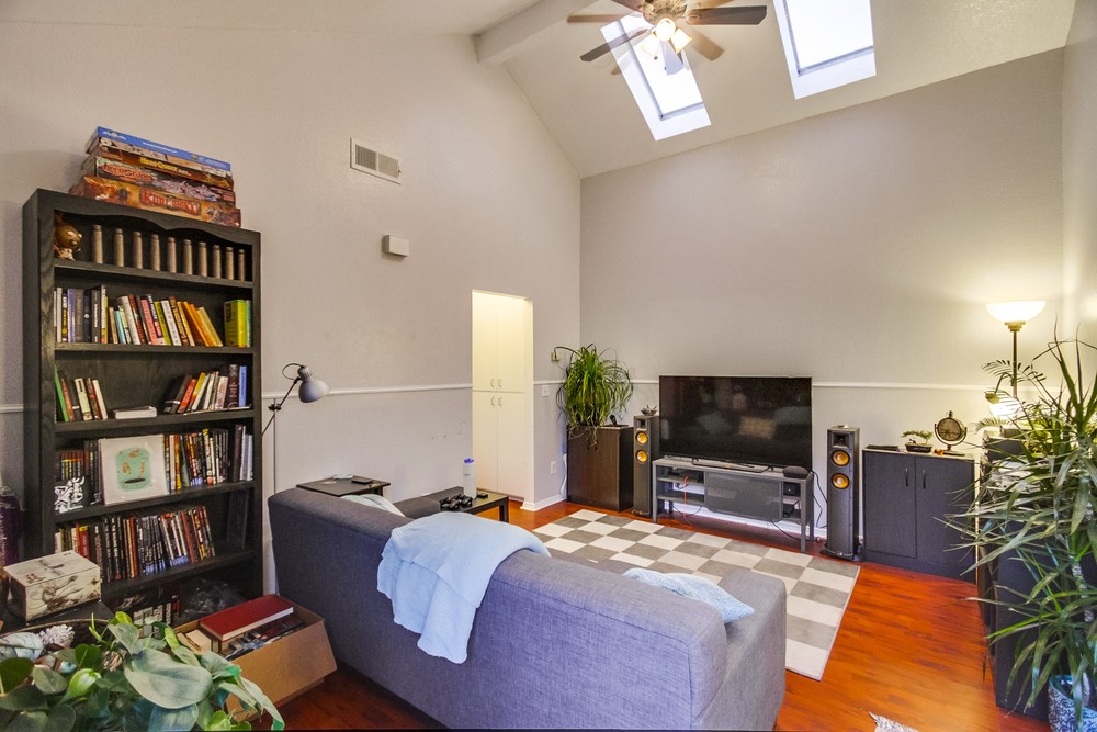 Virtual tour photo 18 of 51 for 4003 Mississippi St