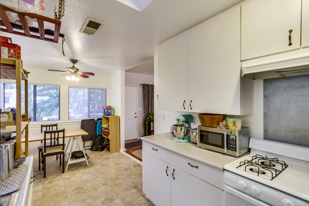 Virtual tour photo 27 of 51 for 4003 Mississippi St