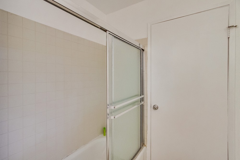 Virtual tour photo 36 of 51 for 4003 Mississippi St