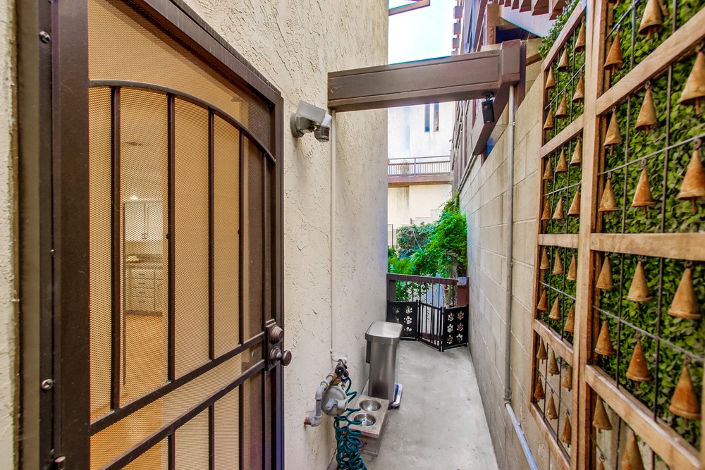 Virtual tour photo 71 of 77 for 4006 Ampudia St