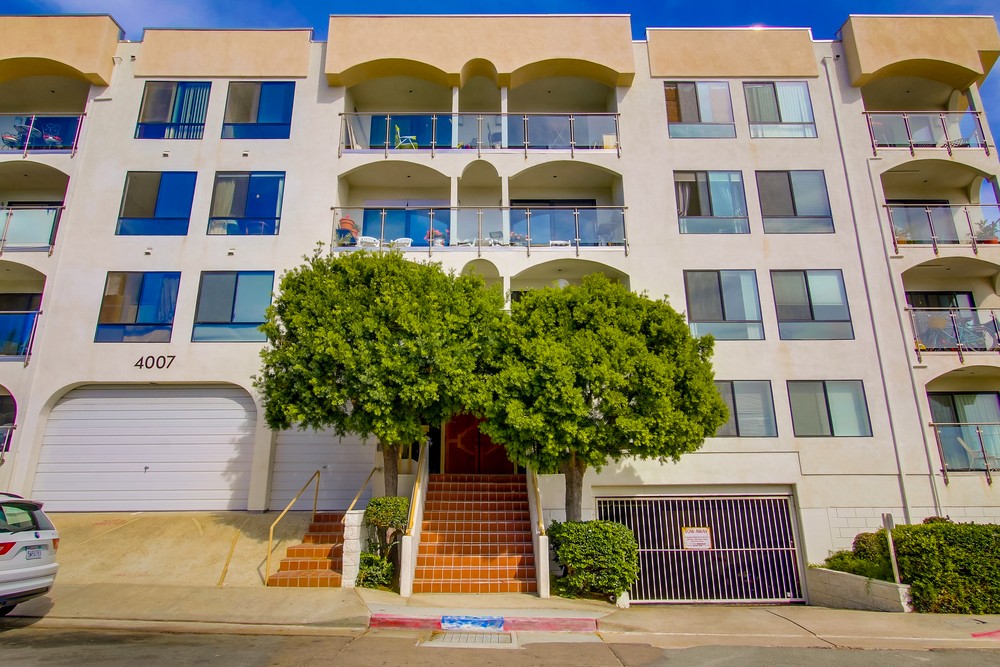 Virtual tour photo 8 of 73 for 4007 Everts St #2g