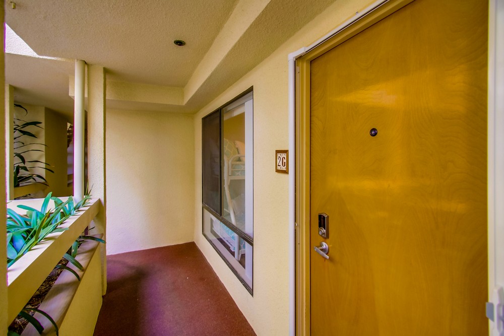 Virtual tour photo 14 of 73 for 4007 Everts St #2g