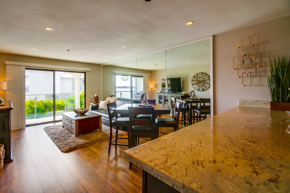 Virtual tour photo 15 of 73 for 4007 Everts St #2g