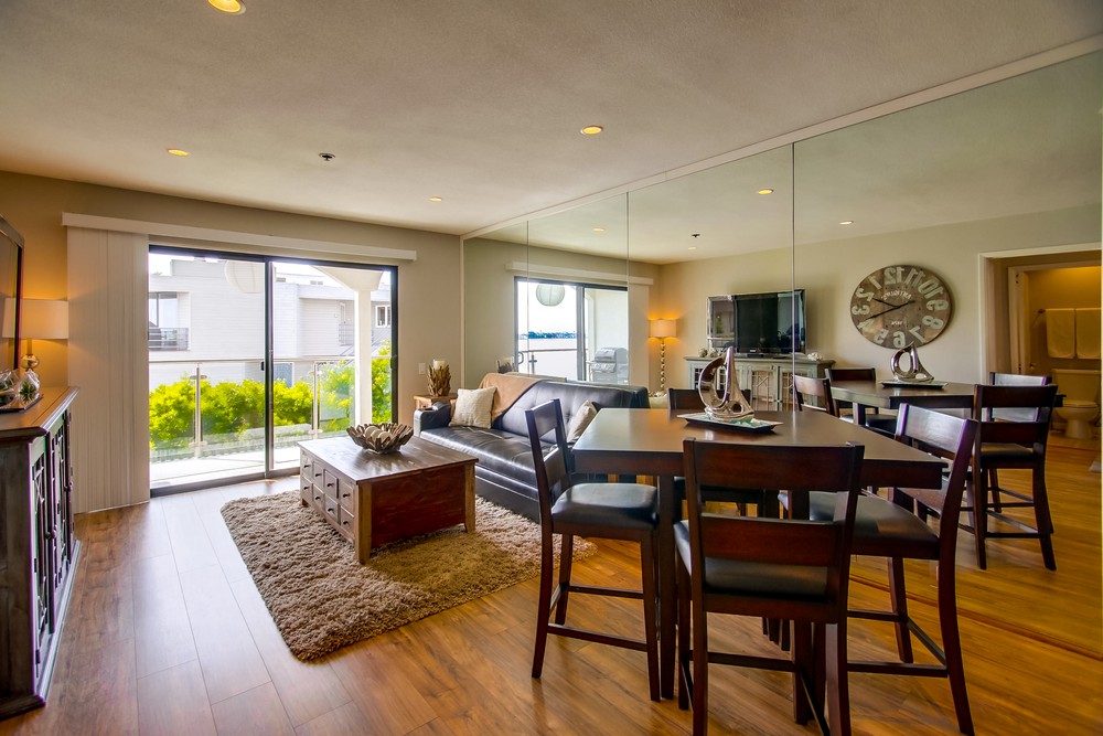 Virtual tour photo 16 of 73 for 4007 Everts St #2g