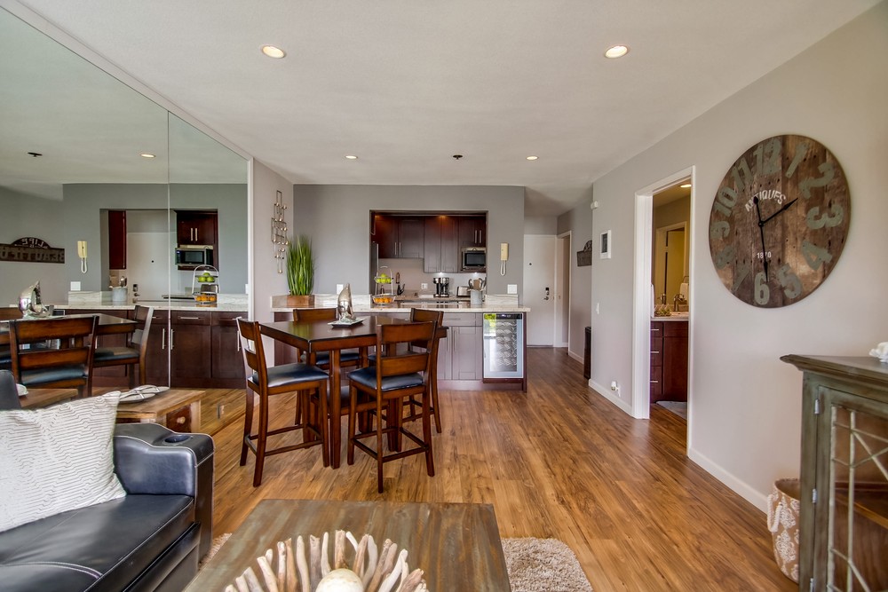 Virtual tour photo 22 of 73 for 4007 Everts St #2g