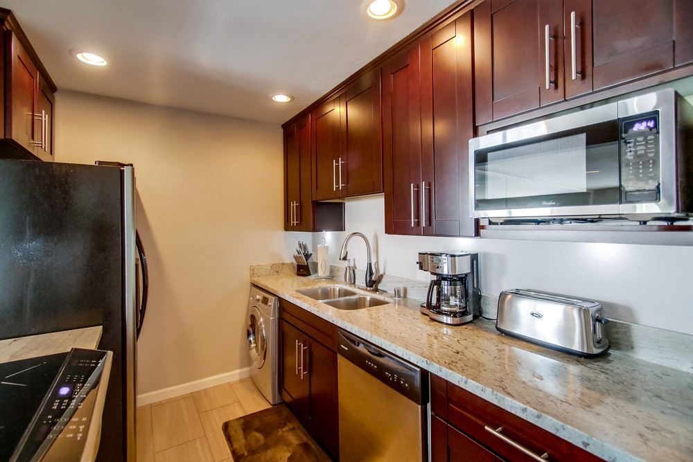 Virtual tour photo 27 of 73 for 4007 Everts St #2g