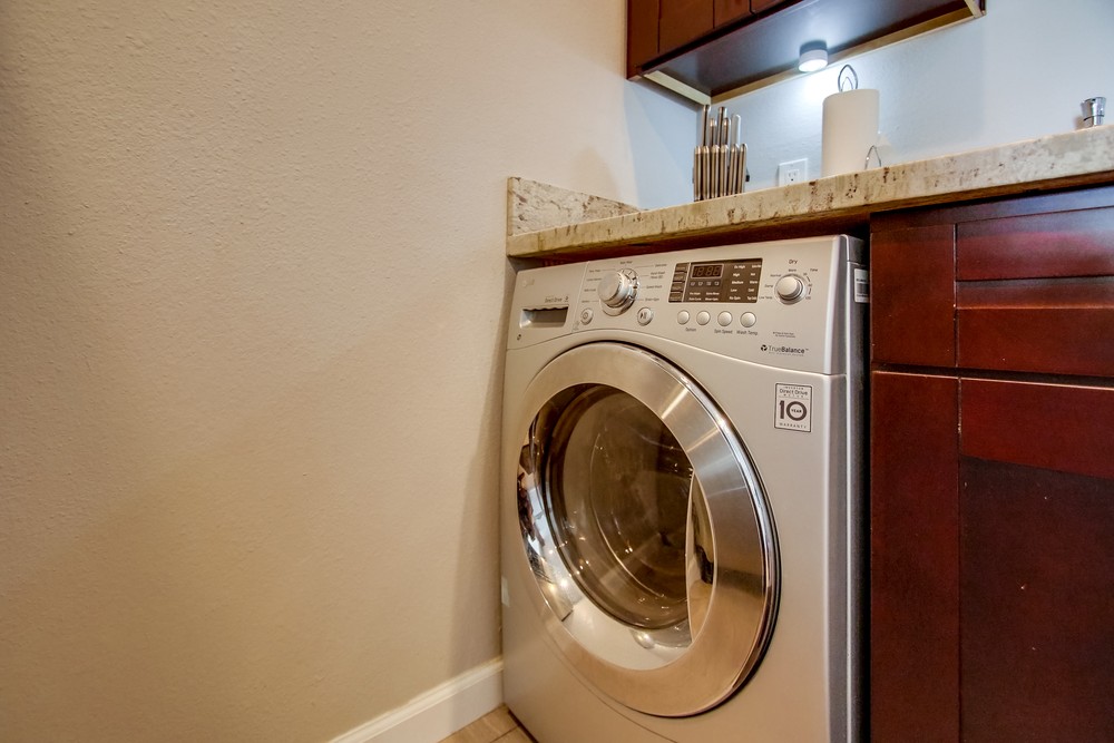 Virtual tour photo 45 of 73 for 4007 Everts St #2g