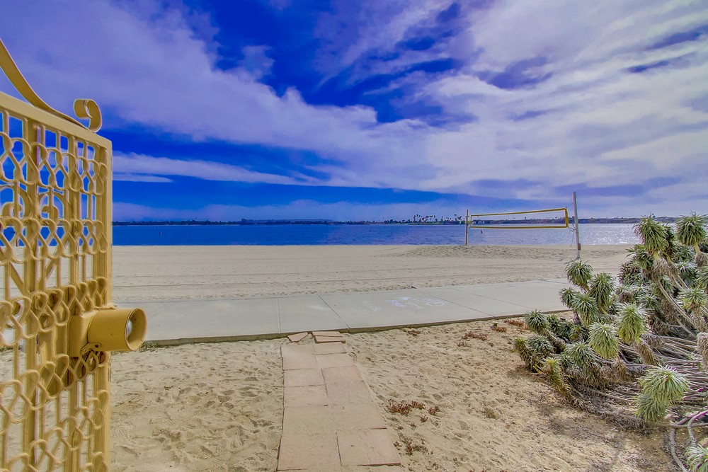 Virtual tour photo 58 of 73 for 4007 Everts St #2g