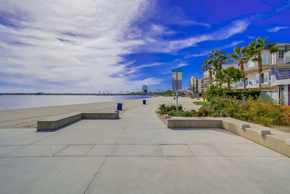 Virtual tour photo 60 of 73 for 4007 Everts St #2g