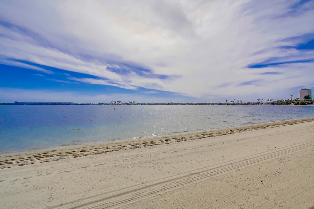 Virtual tour photo 65 of 73 for 4007 Everts St #2g