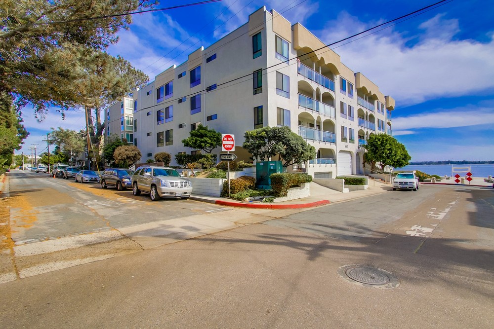Virtual tour photo 74 of 73 for 4007 Everts St #2g