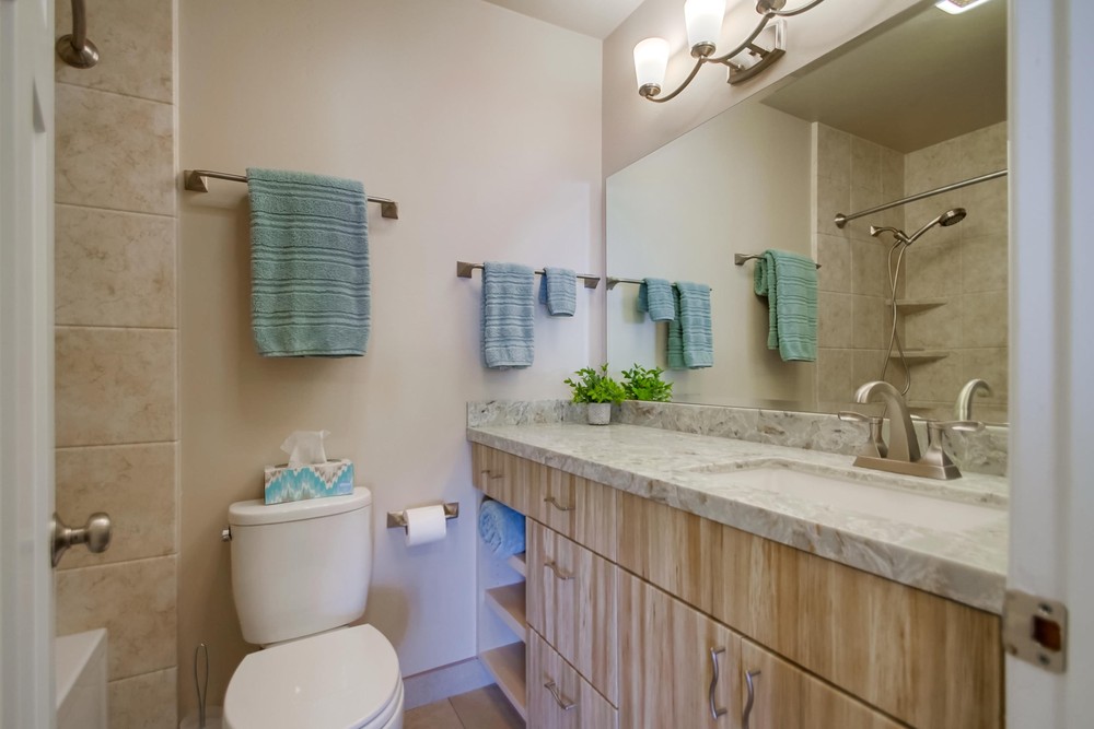 Virtual tour photo 27 of 45 for 4007 Everts St #3F