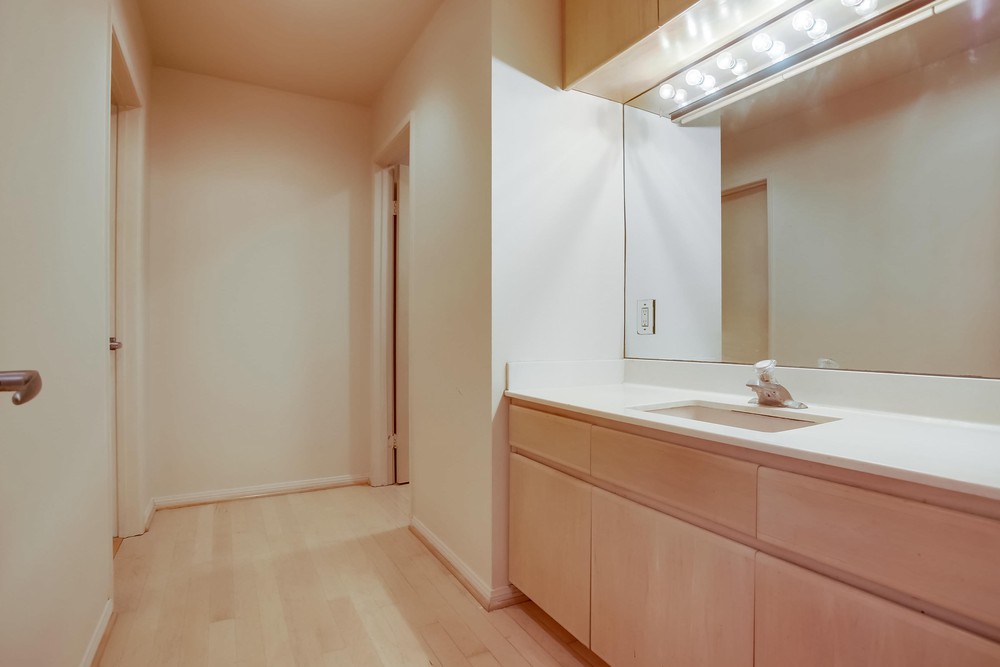 Virtual tour photo 32 of 56 for 4007 Everts St