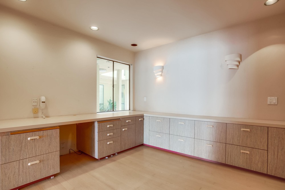 Virtual tour photo 35 of 56 for 4007 Everts St
