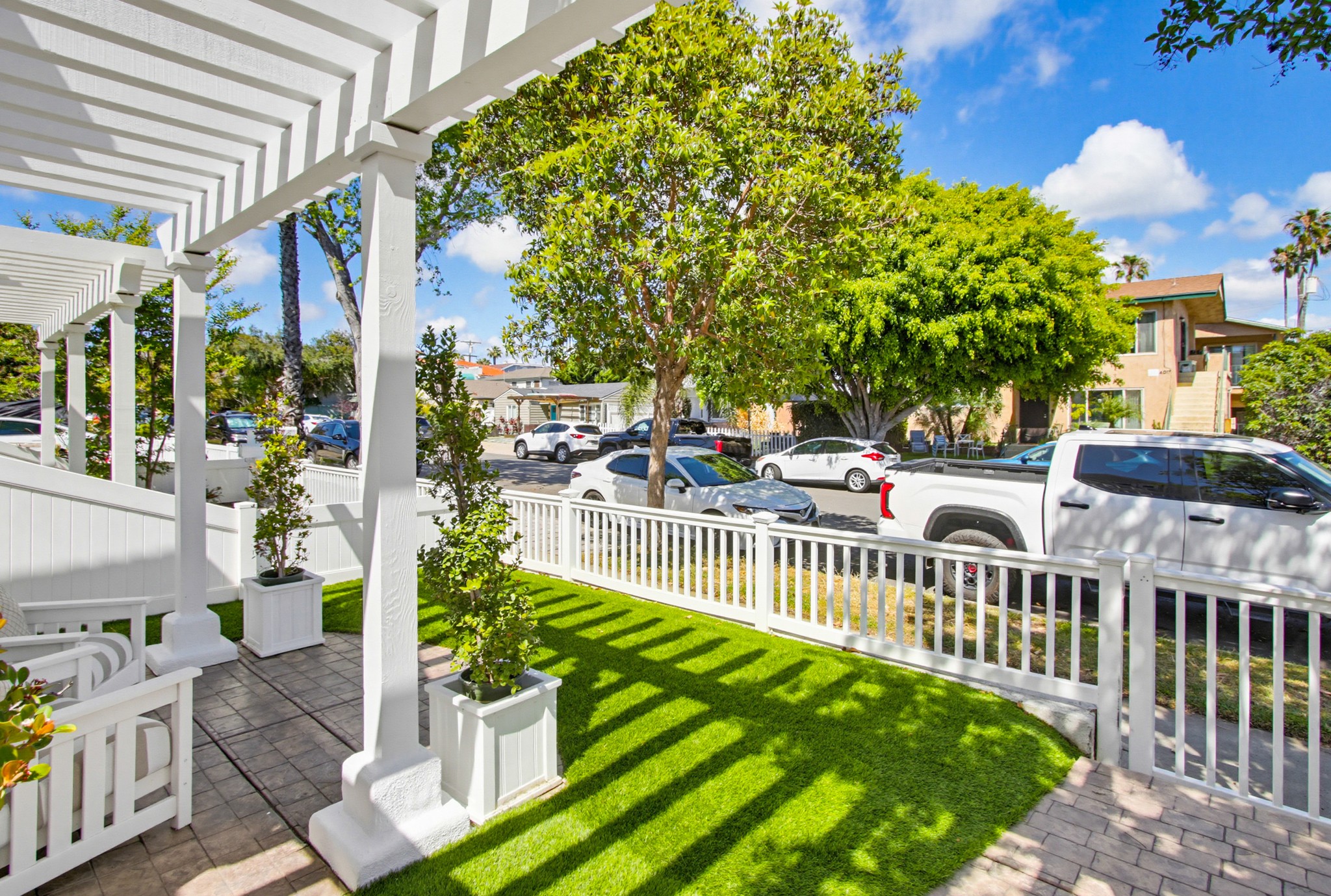 Virtual tour photo 7 of 81 for 4008 Honeycutt St
