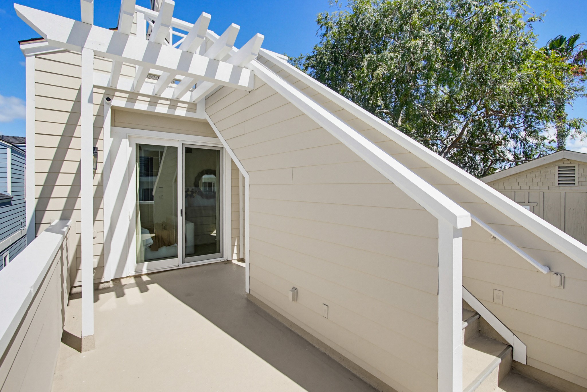 Virtual tour photo 32 of 81 for 4008 Honeycutt St