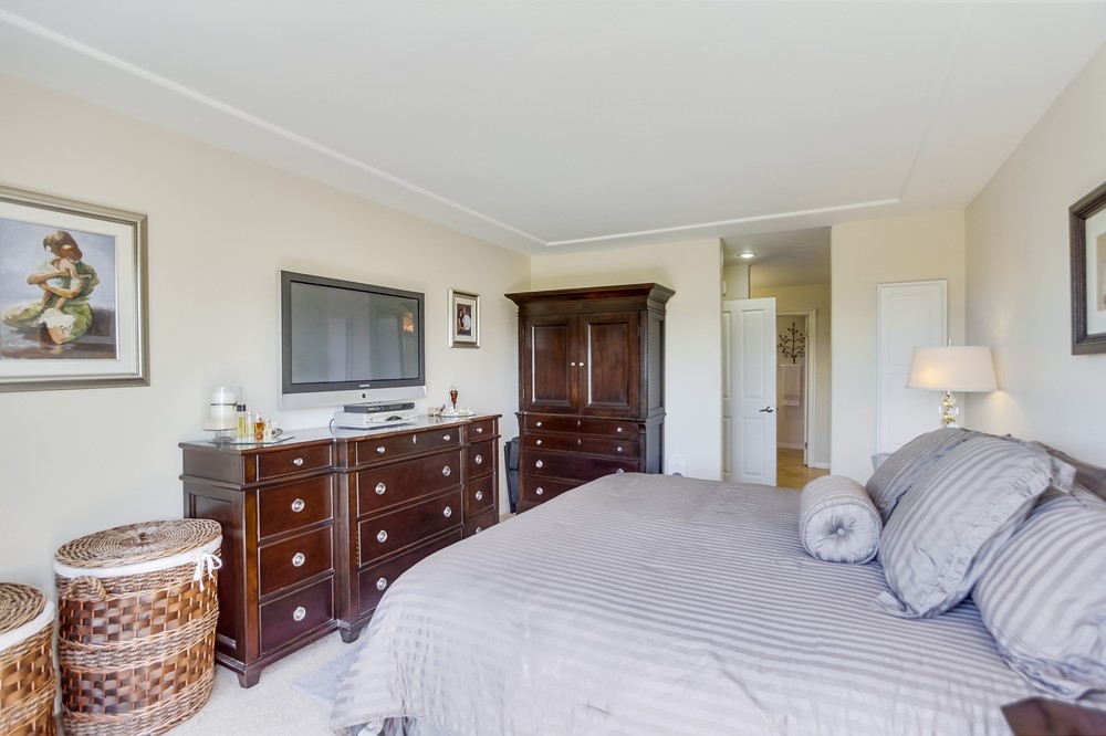 Virtual tour photo 21 of 50 for 4009 Crown Point Drive