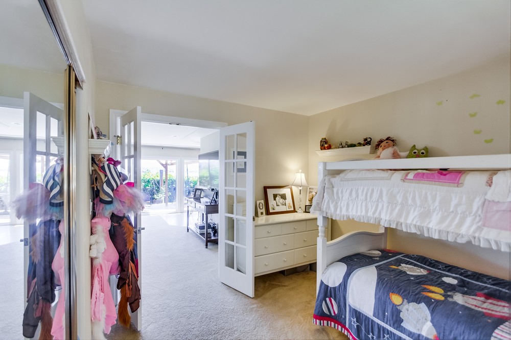 Virtual tour photo 27 of 50 for 4009 Crown Point Drive