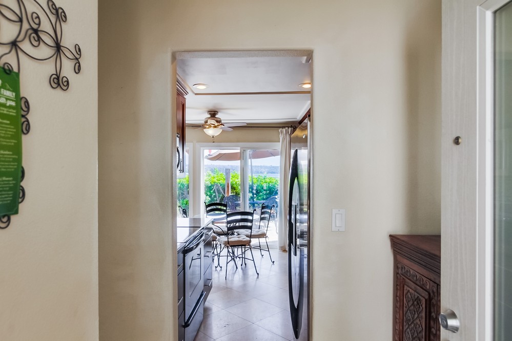 Virtual tour photo 31 of 50 for 4009 Crown Point Drive