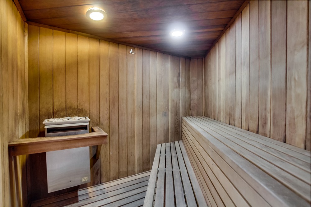 Virtual tour photo 32 of 50 for 4009 Crown Point Drive